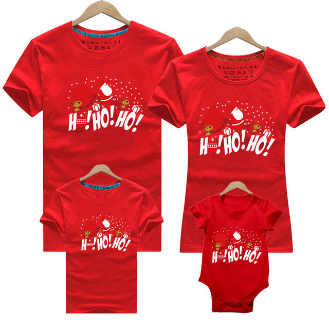 Christmas Deer Print T-shirt  Family Matching Christmas T shirt Mommy Daddy Baby Short Sleeve Red Shirt Clothes