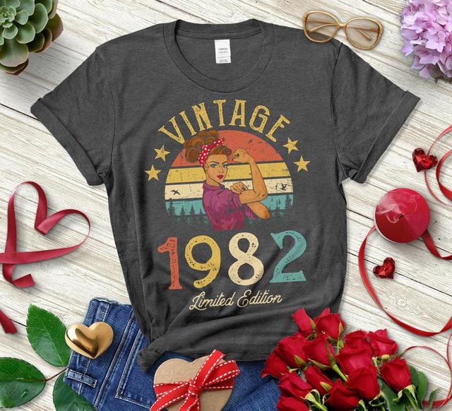 Retro Women T-Shirt Funny 40th Birthday Women Cotton Lady Clothes Fashion O Neck Short Sleeve Tees